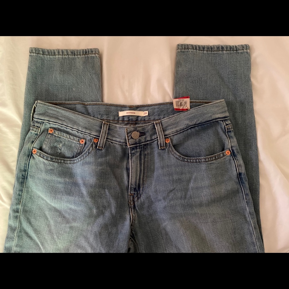 Boyfriend Levi Jeans